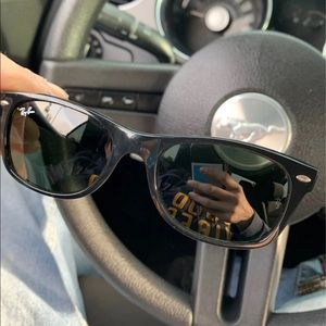 Ray-Ban Black RB2185 Wayfarer II Classic